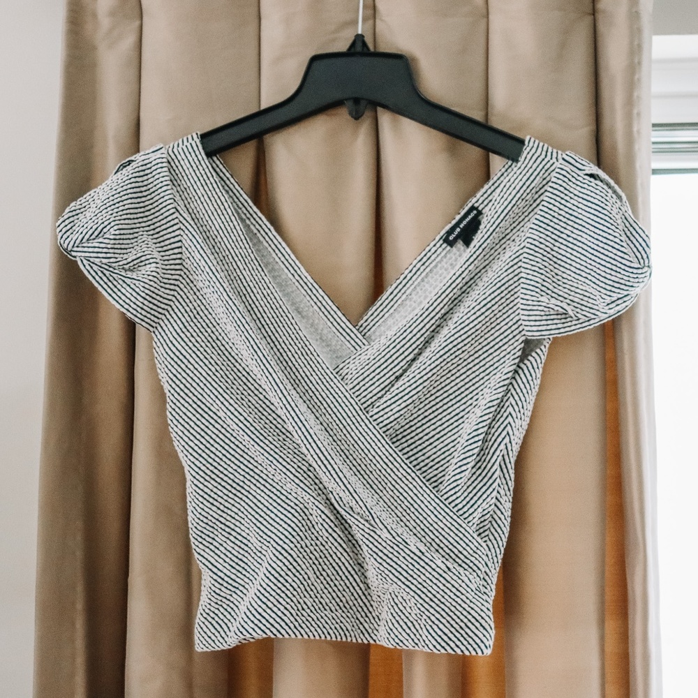 Club Monaco